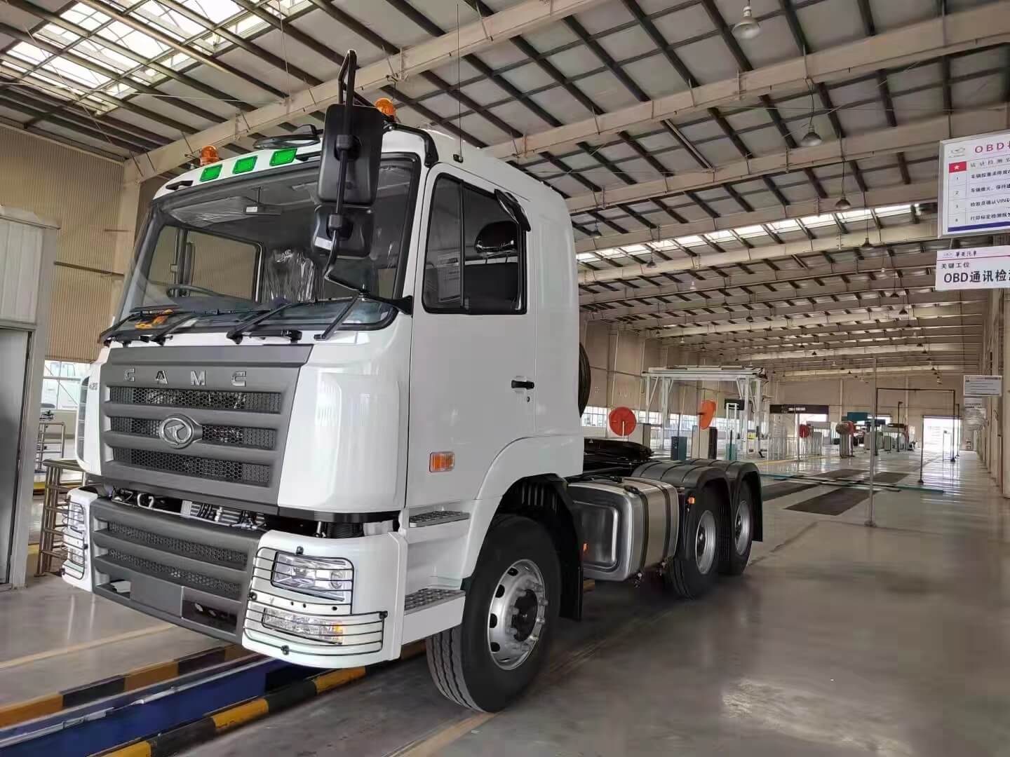 ឡានដឹកទំនិញធុនធ្ងន់ 6x4