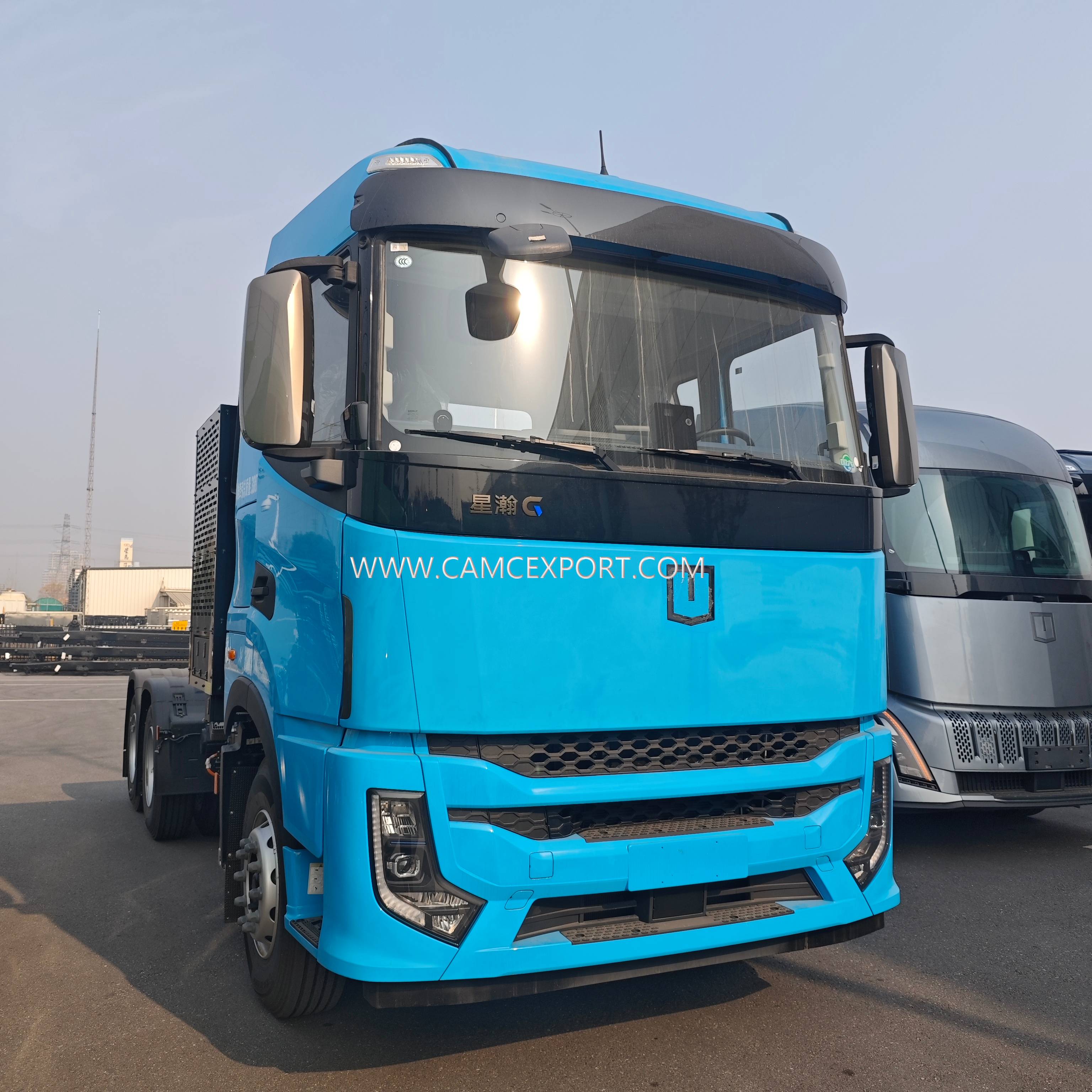 ត្រាក់ទ័រ CAMC G2 6&times;4 មេតាណុល ដៃឆ្វេង